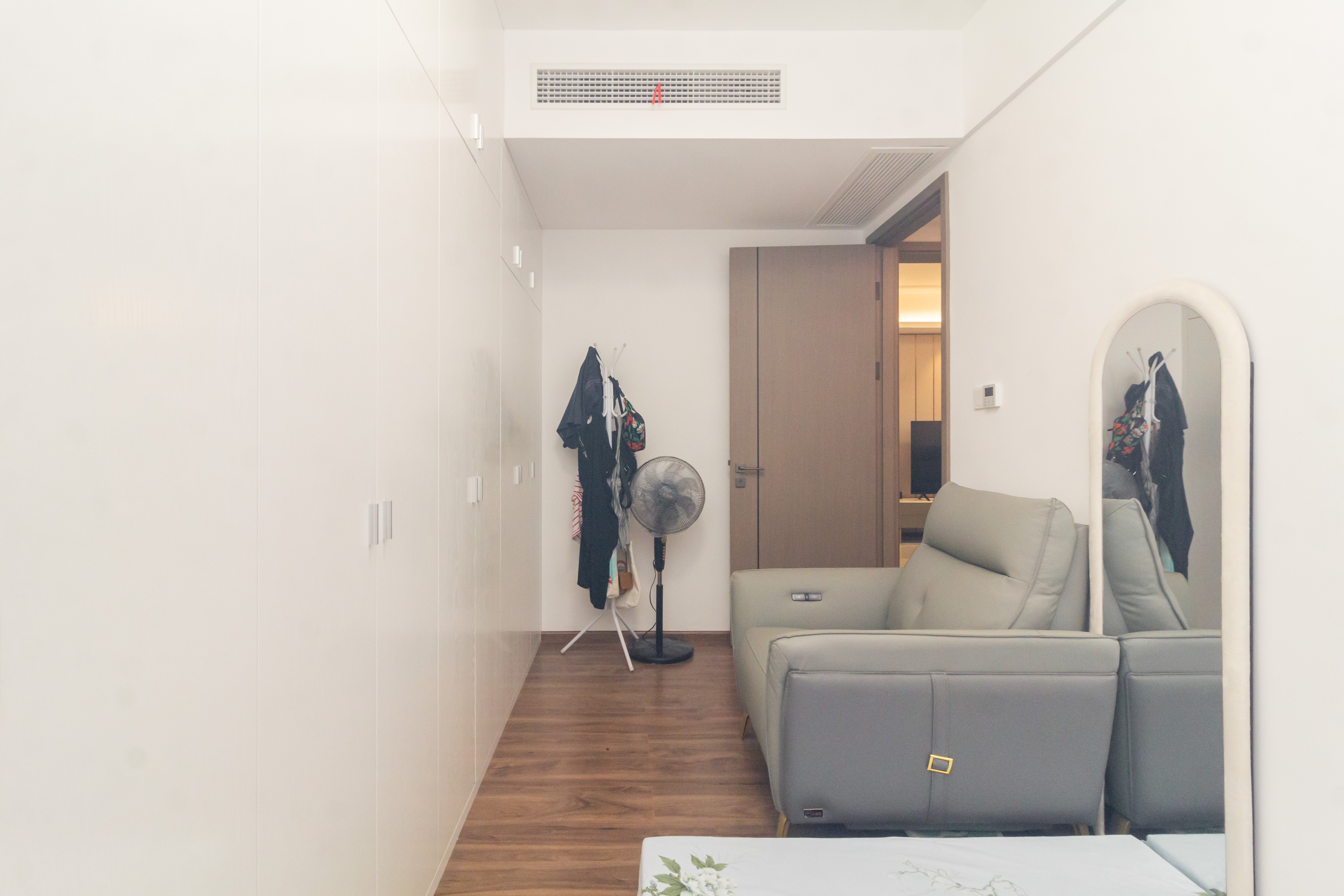 金茂建发观悦  3室2厅2卫    150.0万 金茂建发观悦  3室2厅2卫    150.0万卧室