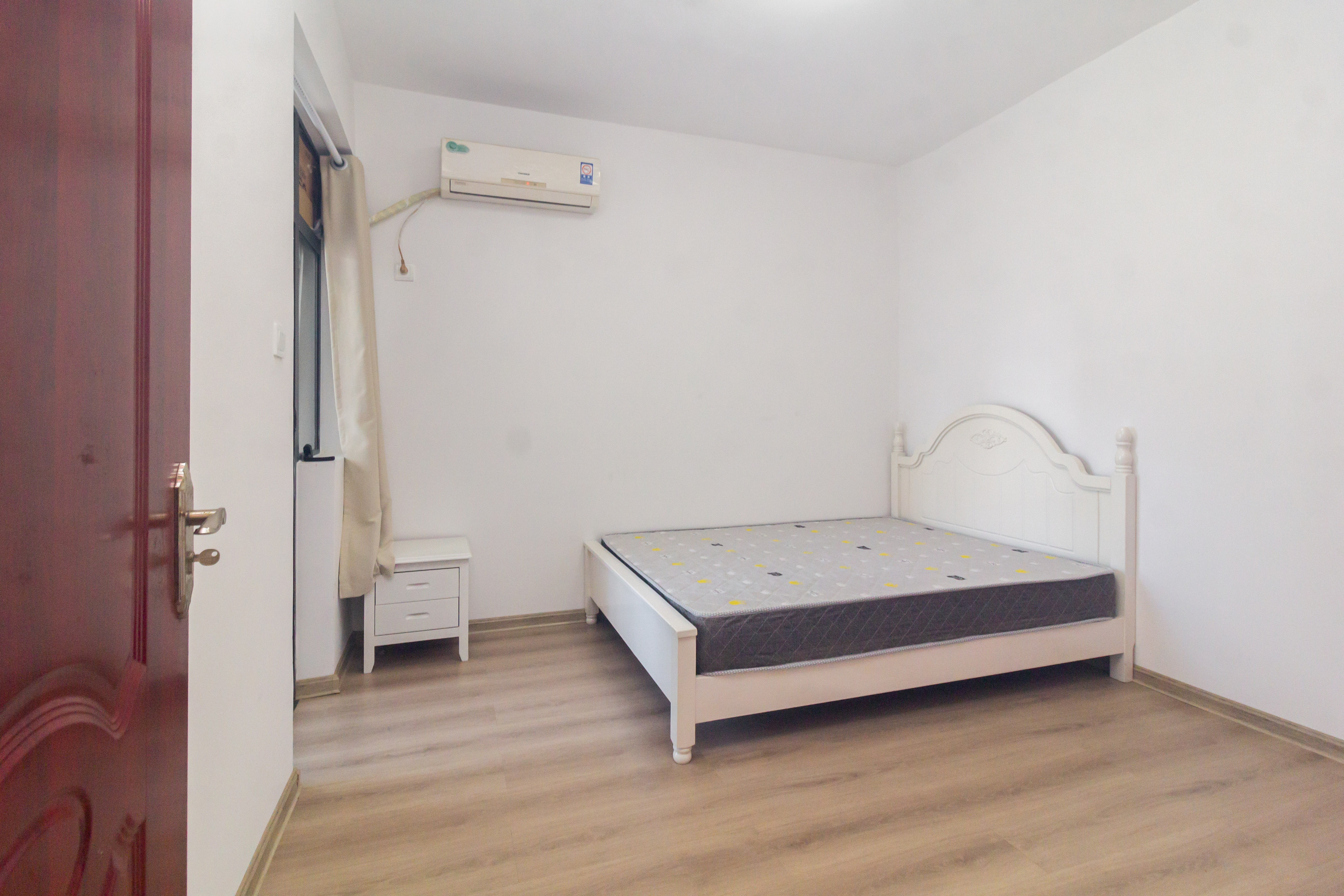 高林仕家 2室2厅1卫 56.5万 高林仕家 2室2厅1卫 56.5万卧室