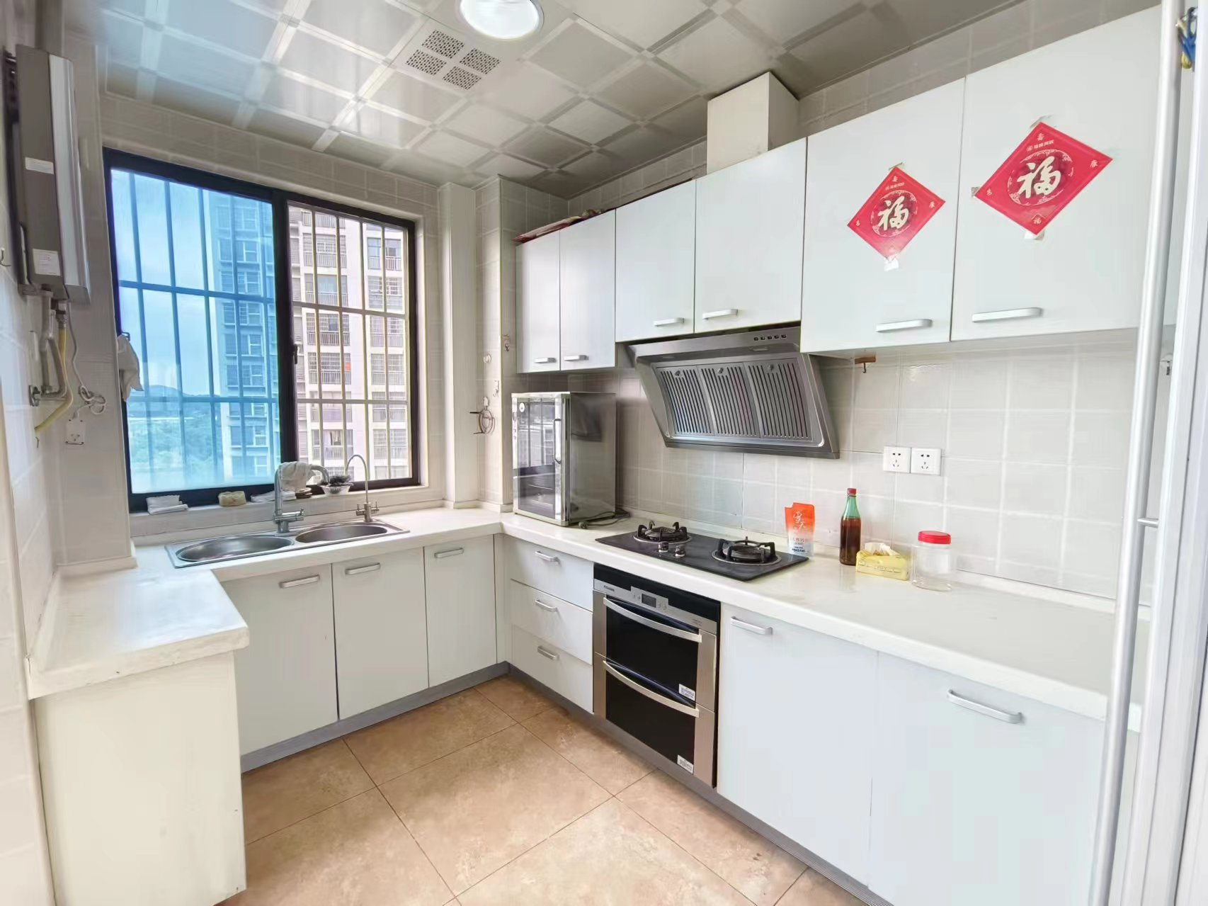 圣华名城建设北路110号 4室2厅2卫 48.0万 圣华名城建设北路110号 4室2厅2卫 48.0万室内图