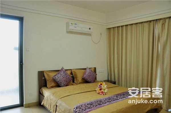 兰海花园三期  3室2厅2卫    500.0万 兰海花园三期  3室2厅2卫    500.0万客厅