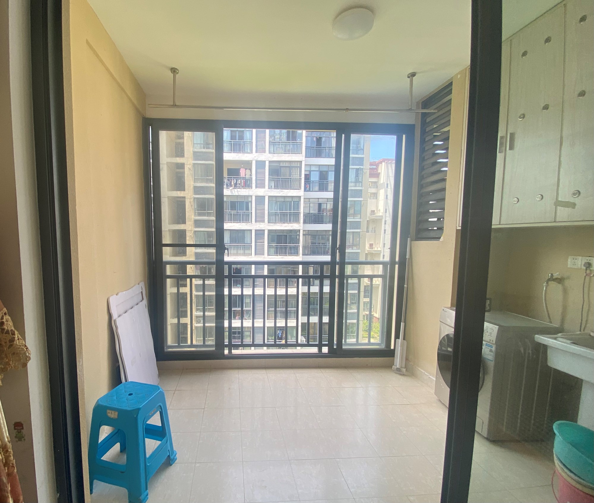 远盛七彩阳光 2室2厅1卫 165.0万 远盛七彩阳光 2室2厅1卫 165.0万客厅