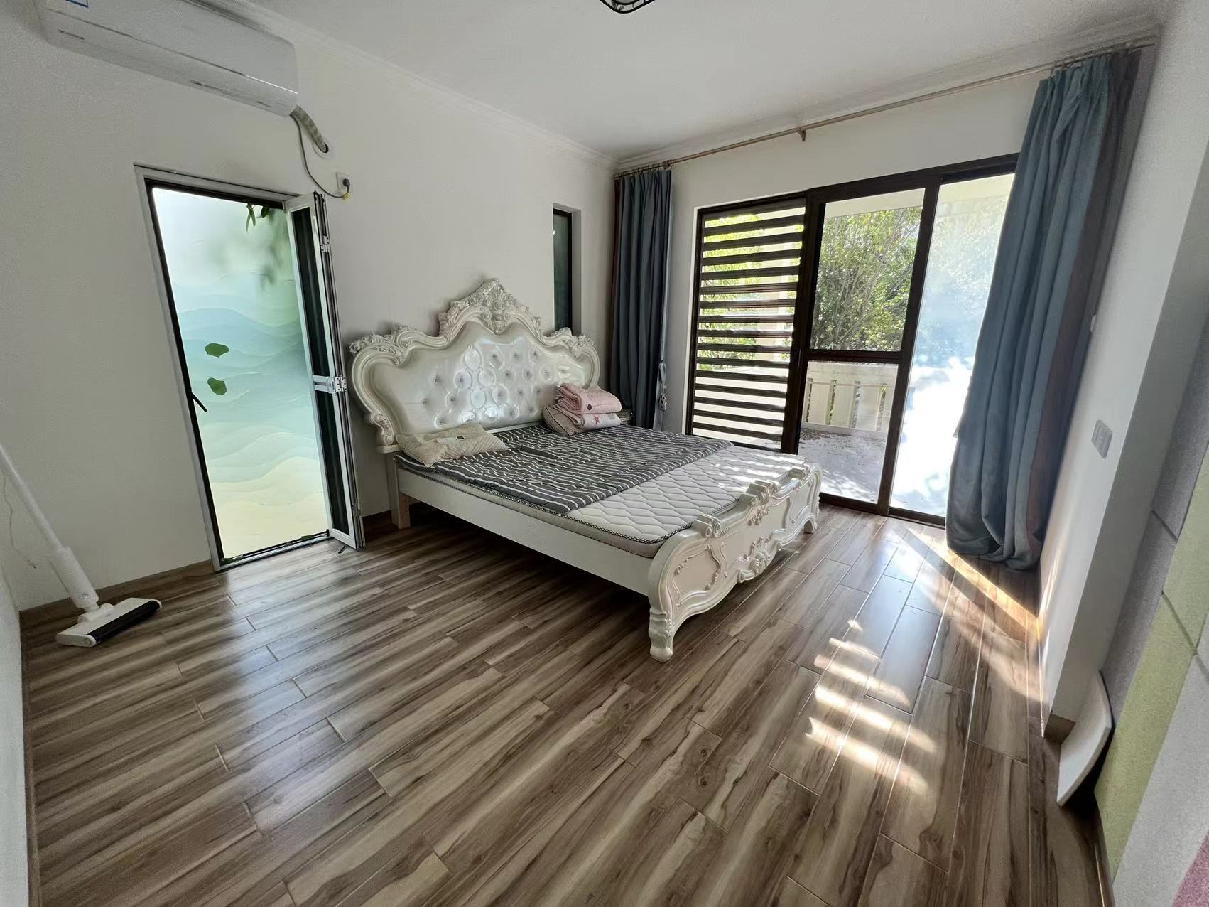 凤凰水城凤凰湾 3室2厅2卫 5000.0元/月 凤凰水城凤凰湾 3室2厅2卫 5000.0元/月室内图