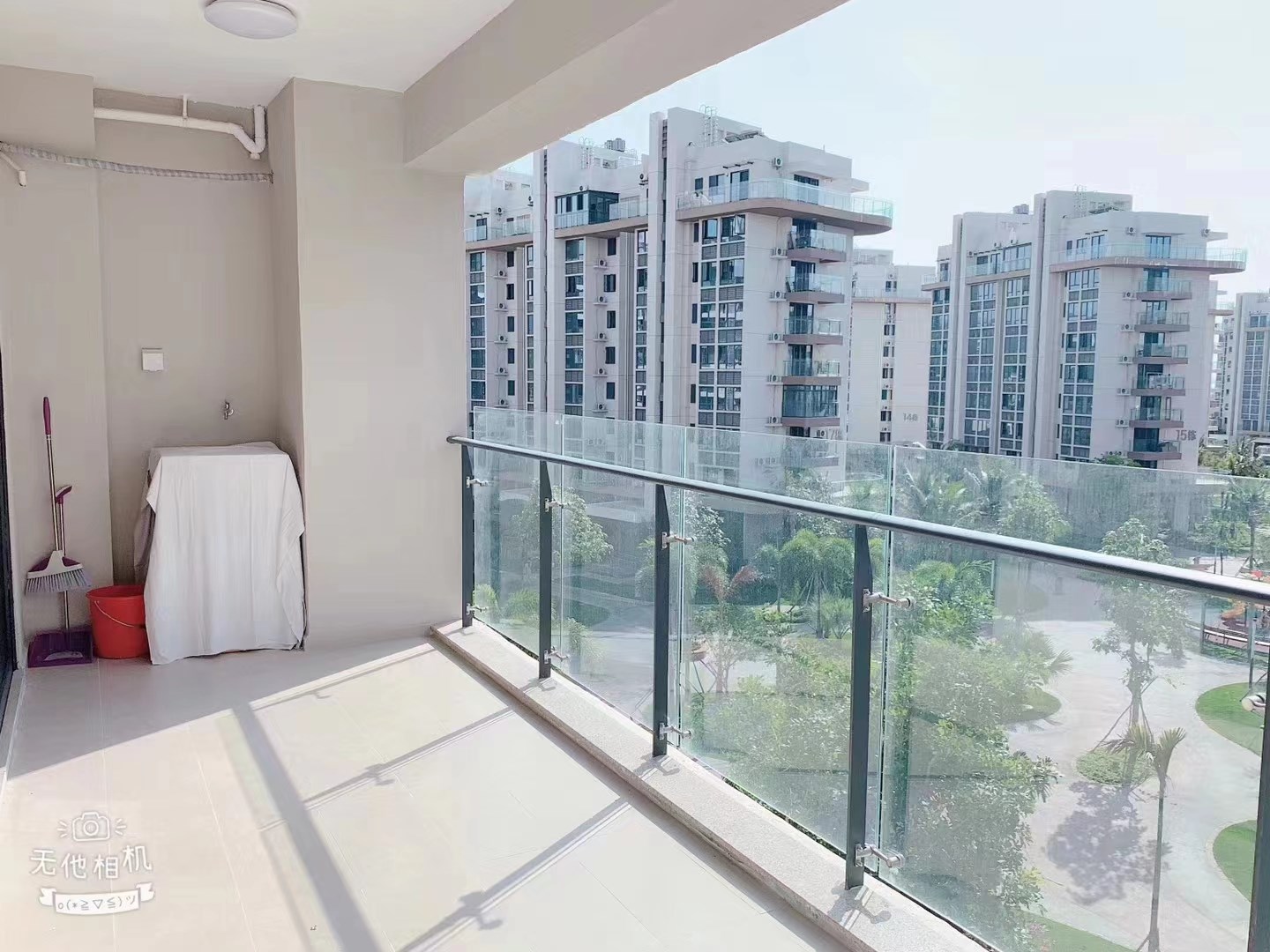 中粮红塘悦海二期 2室2厅1卫 205.0万 中粮红塘悦海二期 2室2厅1卫 205.0万客厅