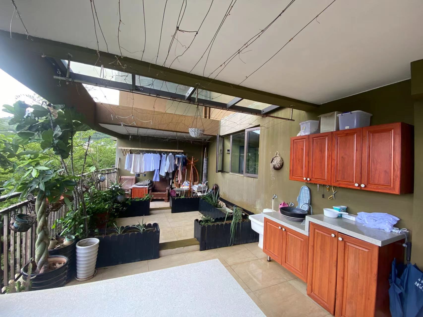 万科森林公园四期(三亚国际康体养生中心四期) 3室2厅1卫 245.0万 万科森林公园四期(三亚国际康体养生中心四期) 3室2厅1卫 245.0万客厅