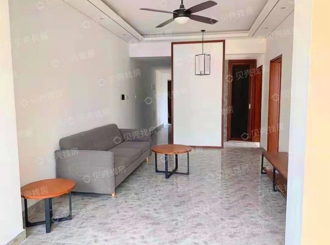 鸿坤山海墅 2室2厅1卫 190.0万 鸿坤山海墅 2室2厅1卫 190.0万客厅