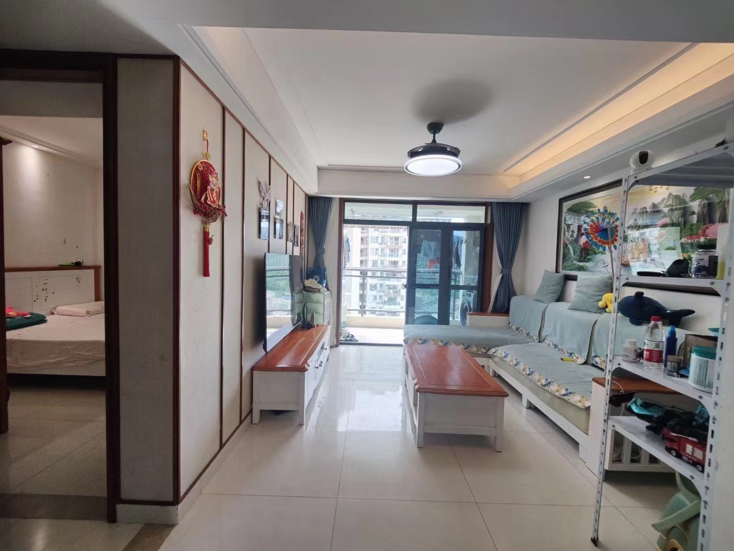 瑞都水郡 2室1厅1卫 170.0万 瑞都水郡 2室1厅1卫 170.0万客厅