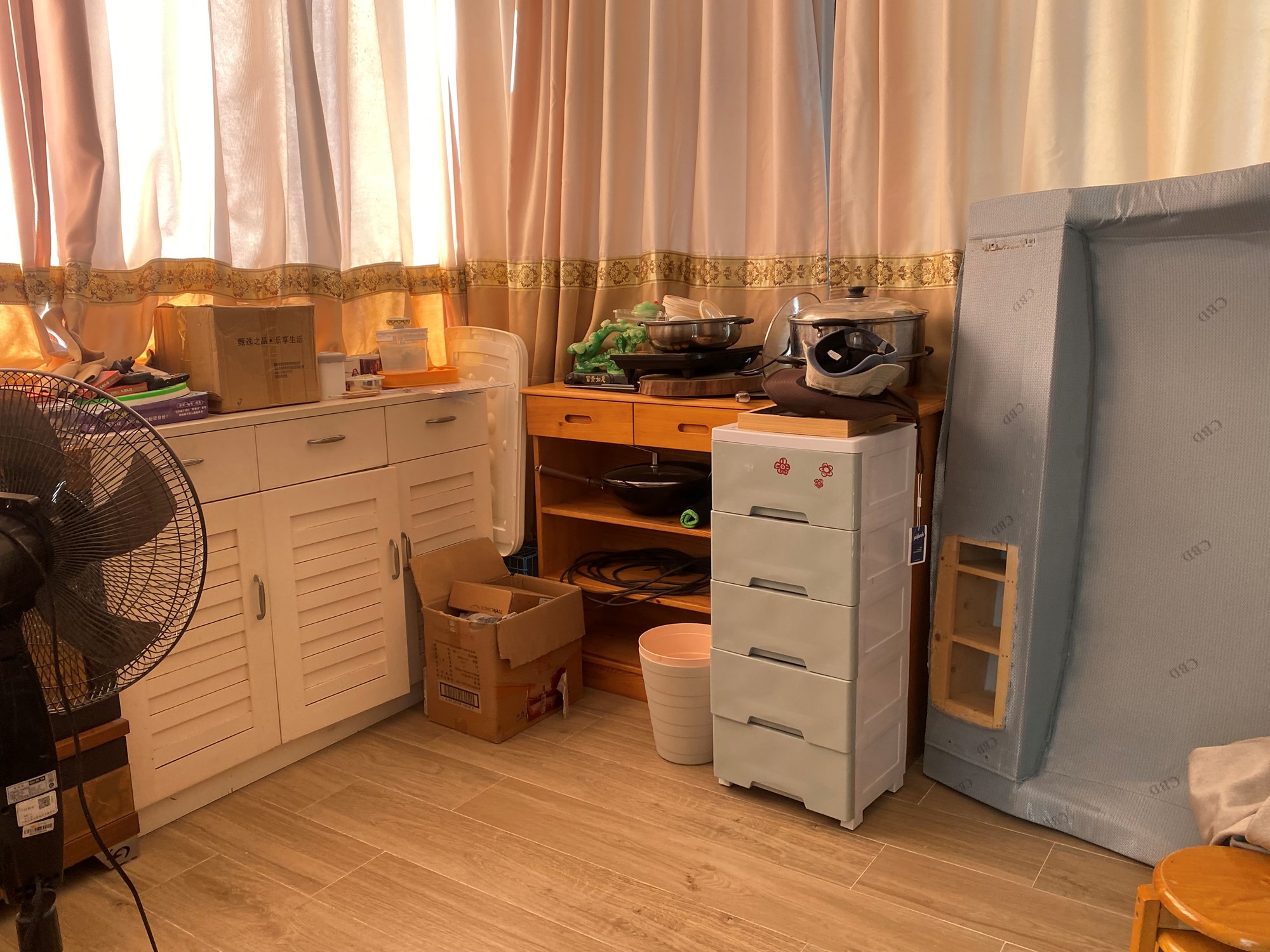 凤凰水城凤凰湾 3室2厅2卫 5000.0元/月 凤凰水城凤凰湾 3室2厅2卫 5000.0元/月室内图