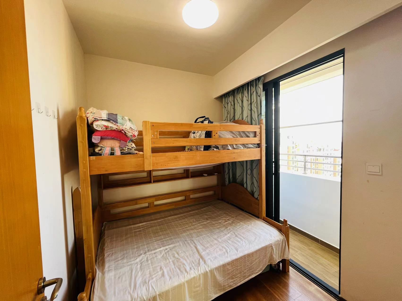 中铁子悦薹 2室1厅1卫 185.0万 中铁子悦薹 2室1厅1卫 185.0万客厅