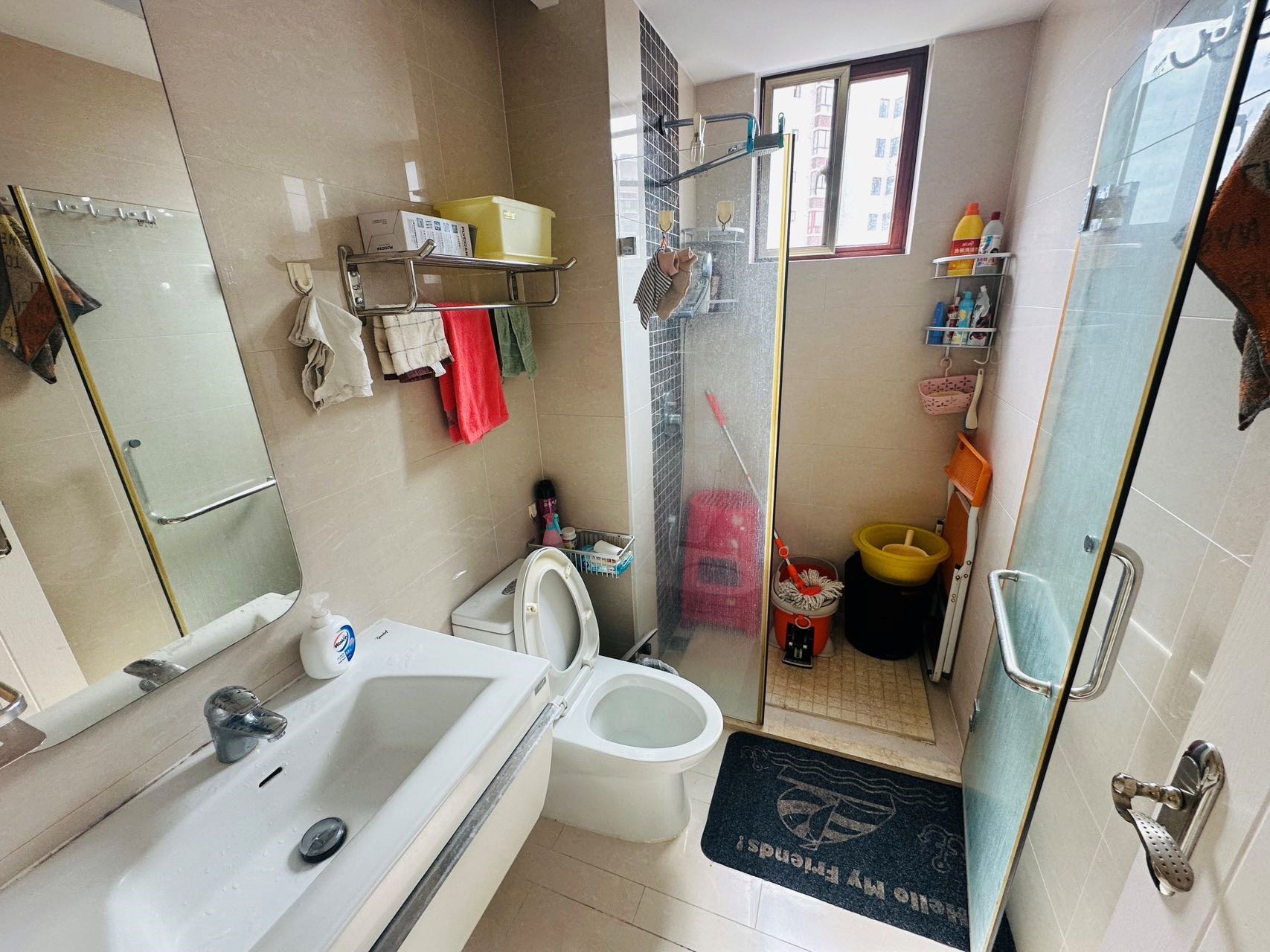 丽冠雅居 2室2厅1卫 350.0万 丽冠雅居 2室2厅1卫 350.0万客厅