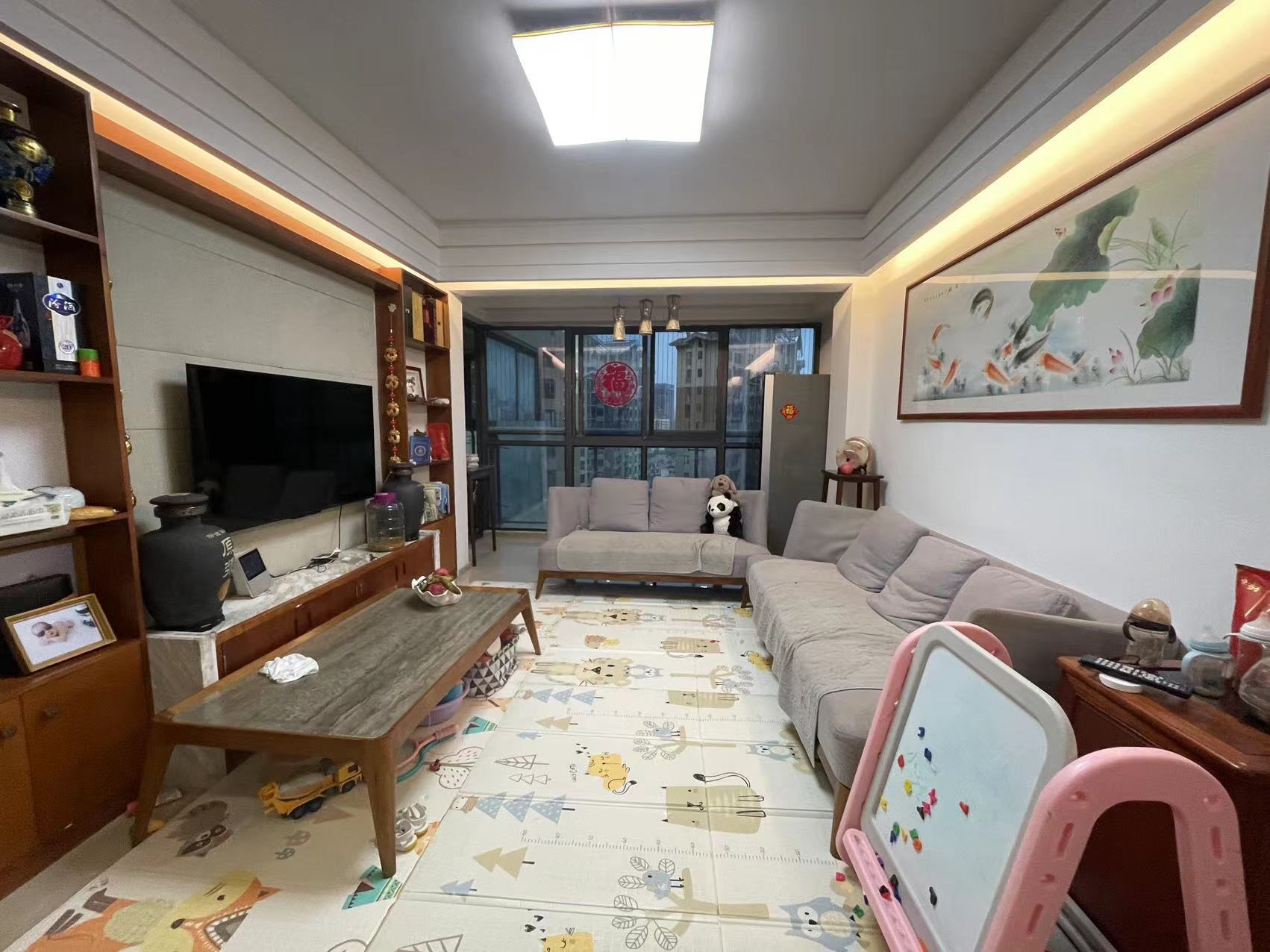 中铁子悦薹 3室2厅2卫 325.0万 中铁子悦薹 3室2厅2卫 325.0万客厅