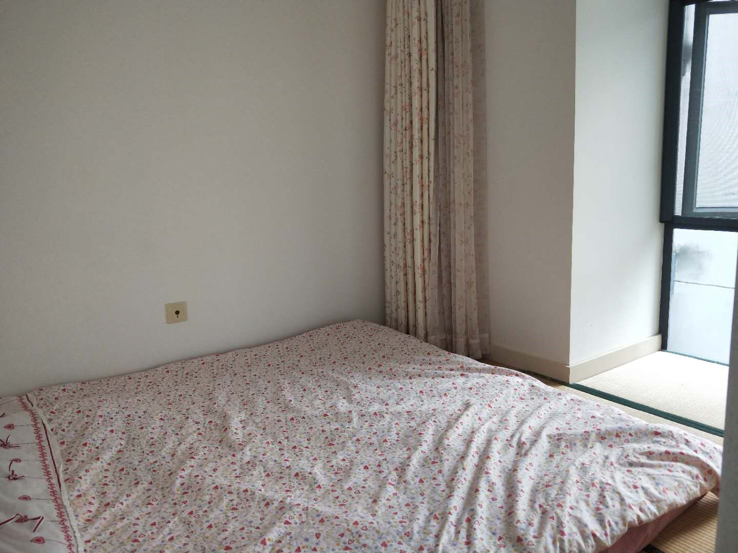 卓达东方巴哈马三期自由港湾 3室2厅1卫 230.0万 卓达东方巴哈马三期自由港湾 3室2厅1卫 230.0万客厅