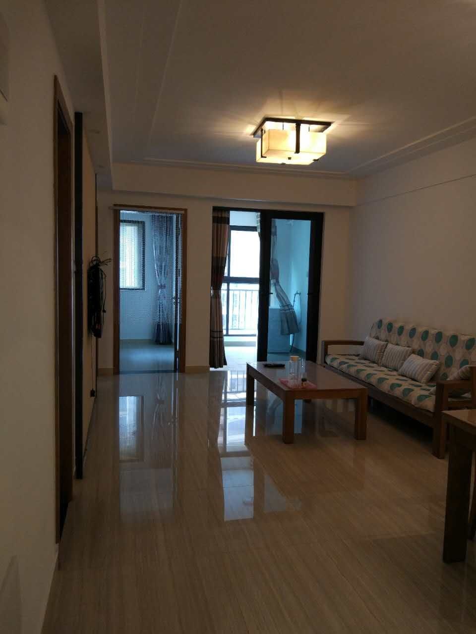 君和君泰 2室1厅1卫 200.0万 君和君泰 2室1厅1卫 200.0万客厅