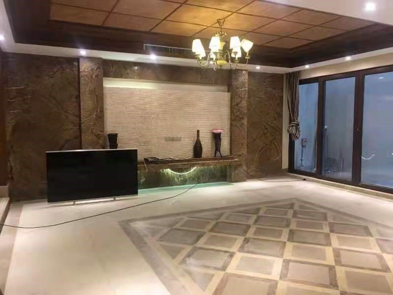 凤凰水城南岸别墅(御景天成) 5室2厅4卫 1150.0万 凤凰水城南岸别墅(御景天成) 5室2厅4卫 1150.0万客厅