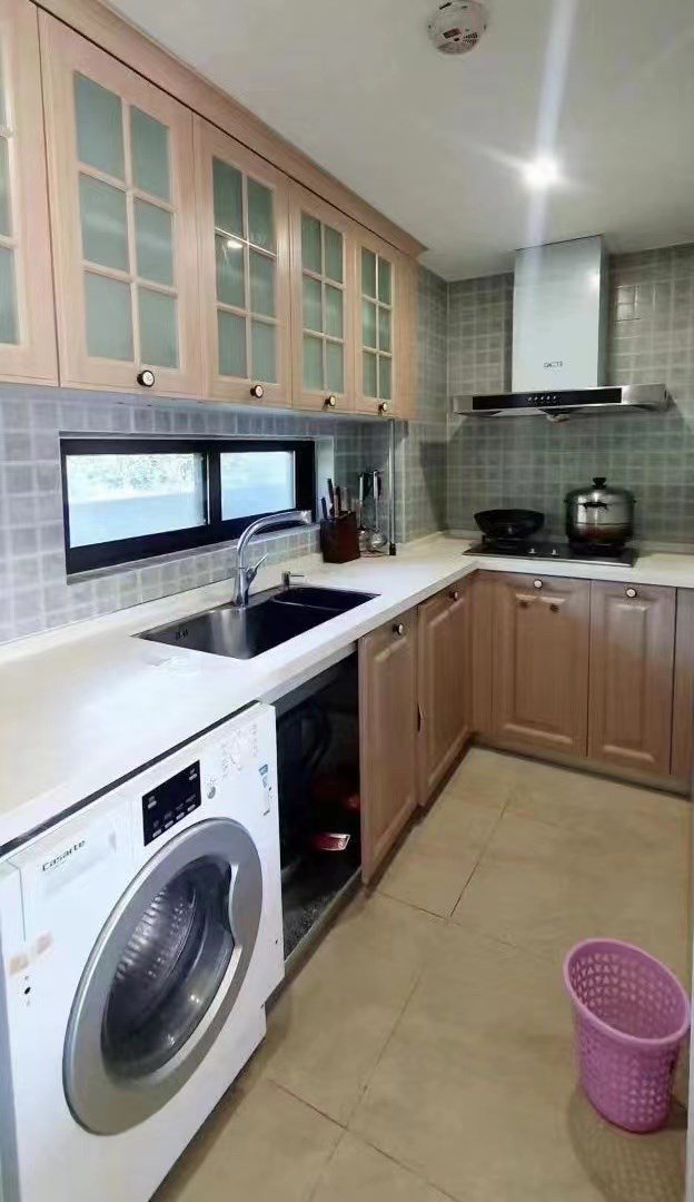 万科森林公园四期(三亚国际康体养生中心四期) 3室2厅1卫 175.0万 万科森林公园四期(三亚国际康体养生中心四期) 3室2厅1卫 175.0万客厅