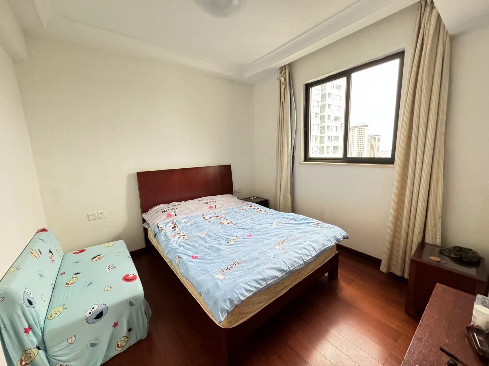 凤凰水城南岸 2室2厅1卫 2200.0元/月 凤凰水城南岸 2室2厅1卫 2200.0元/月室内图