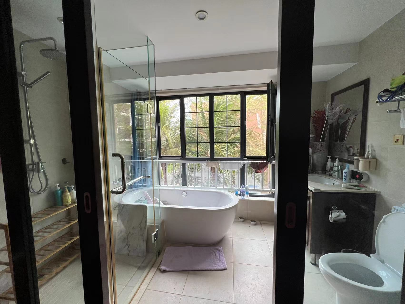 半岛蓝湾 3室2厅2卫 350.0万 半岛蓝湾 3室2厅2卫 350.0万客厅