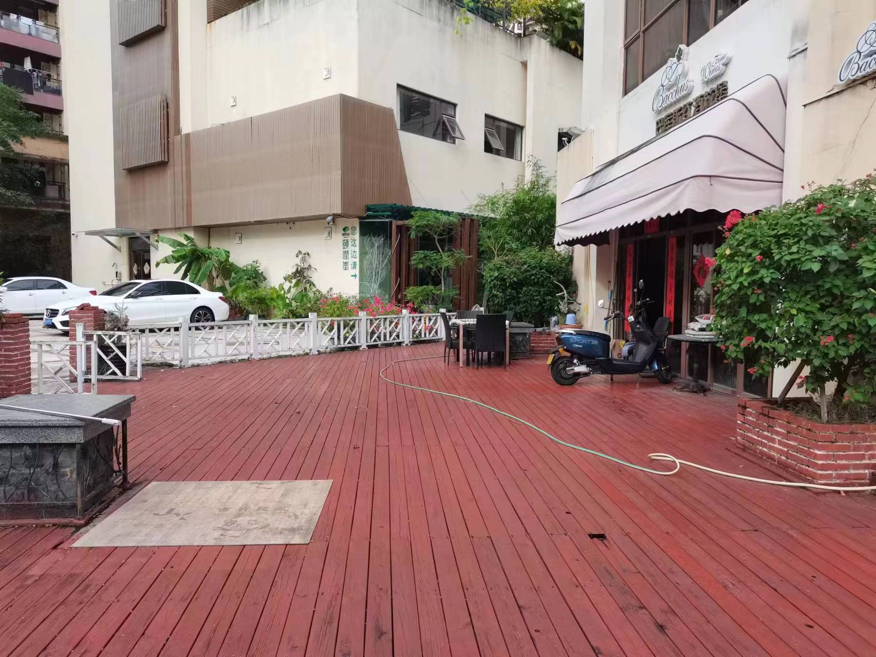 凤凰水城凤凰湾商业街商铺 1室1厅1卫 1100.0万 凤凰水城凤凰湾商业街商铺 1室1厅1卫 1100.0万客厅