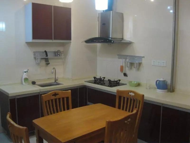 凤凰水城 2室1厅1卫 168.0万 凤凰水城 2室1厅1卫 168.0万客厅