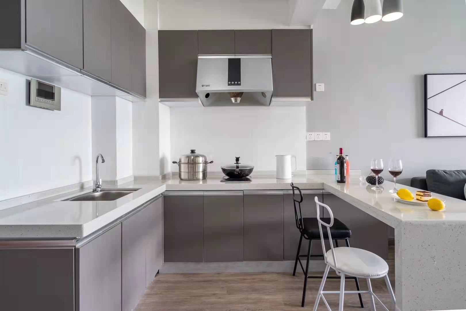 兰海花园三期 1室1厅1卫 310.0万 兰海花园三期 1室1厅1卫 310.0万客厅