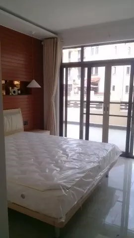 凤凰水城红树湾洋房 3室2厅2卫 4500.0元/月 凤凰水城红树湾洋房 3室2厅2卫 4500.0元/月室内图