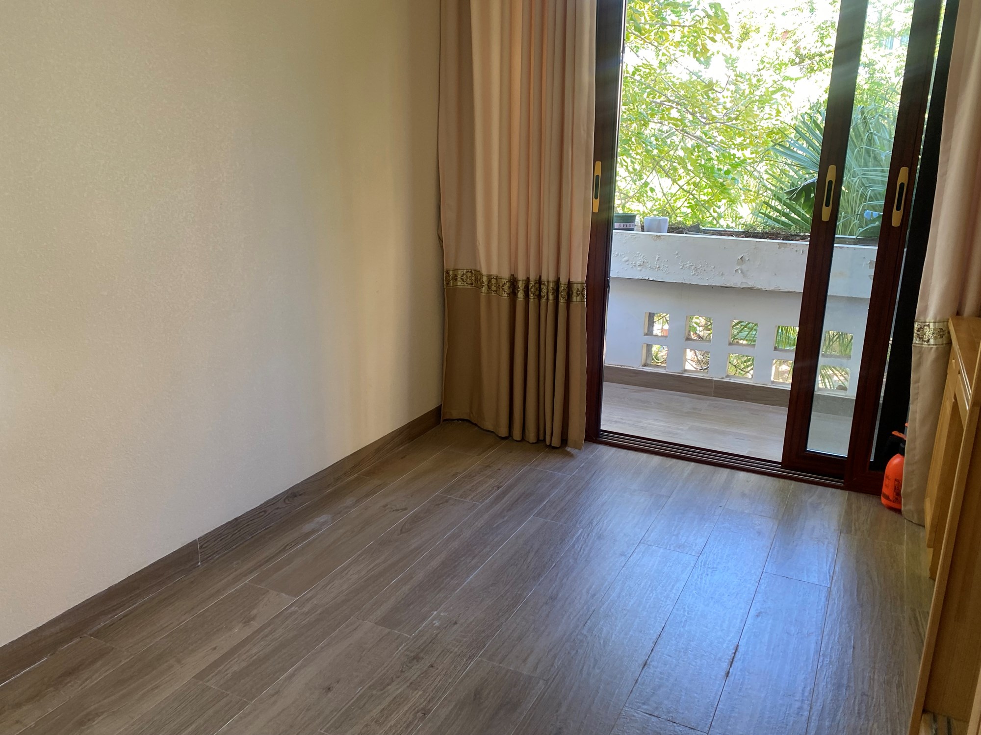 凤凰水城凤凰湾 3室2厅2卫 5000.0元/月 凤凰水城凤凰湾 3室2厅2卫 5000.0元/月室内图