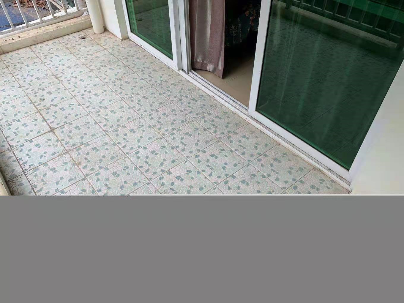 瑞海花园 2室2厅1卫 220.0万 瑞海花园 2室2厅1卫 220.0万客厅