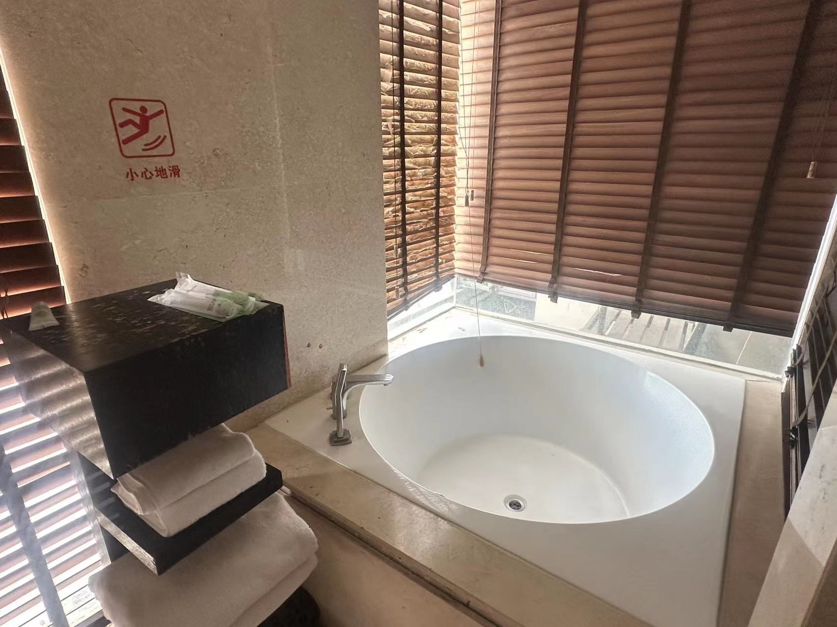 黎客度假酒店 1室1厅1卫 175.00万 黎客度假酒店 1室1厅1卫 175.00万客厅