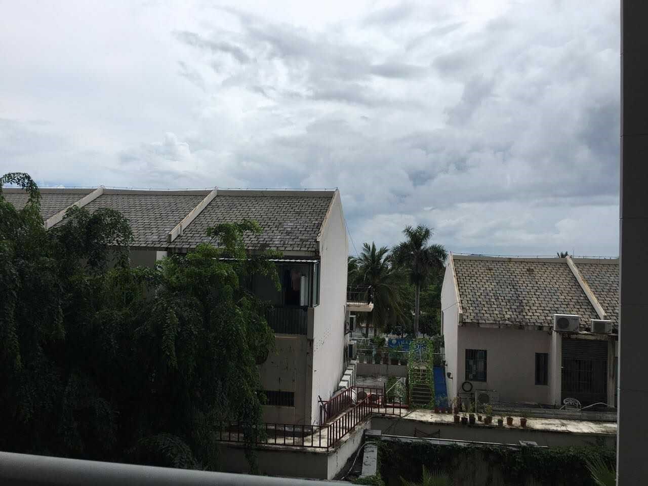 兰海花园三期  3室2厅2卫    500.0万 兰海花园三期  3室2厅2卫    500.0万客厅