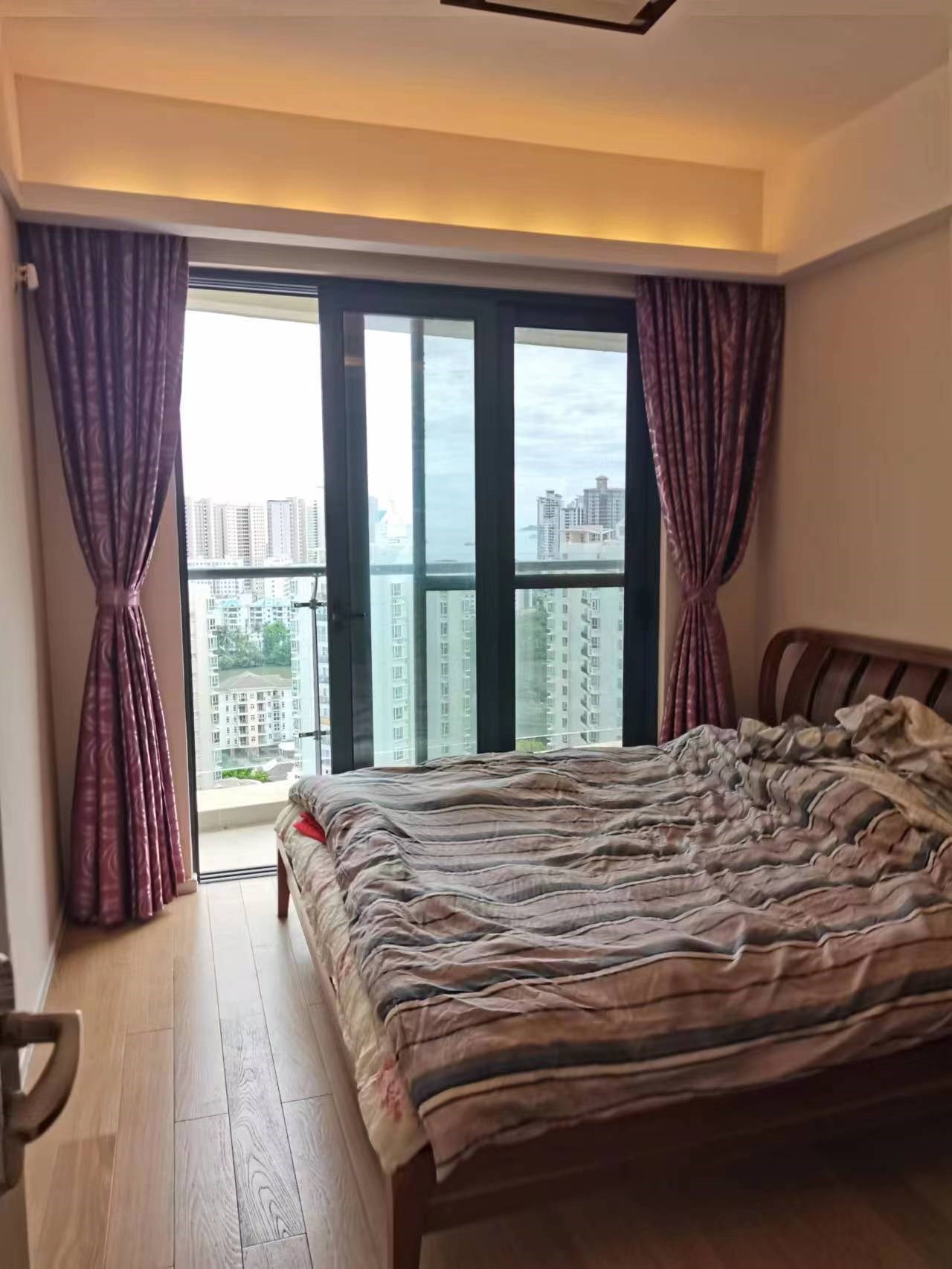 25度阳光  3室2厅1卫    5000.0元/月 25度阳光  3室2厅1卫    5000.0元/月