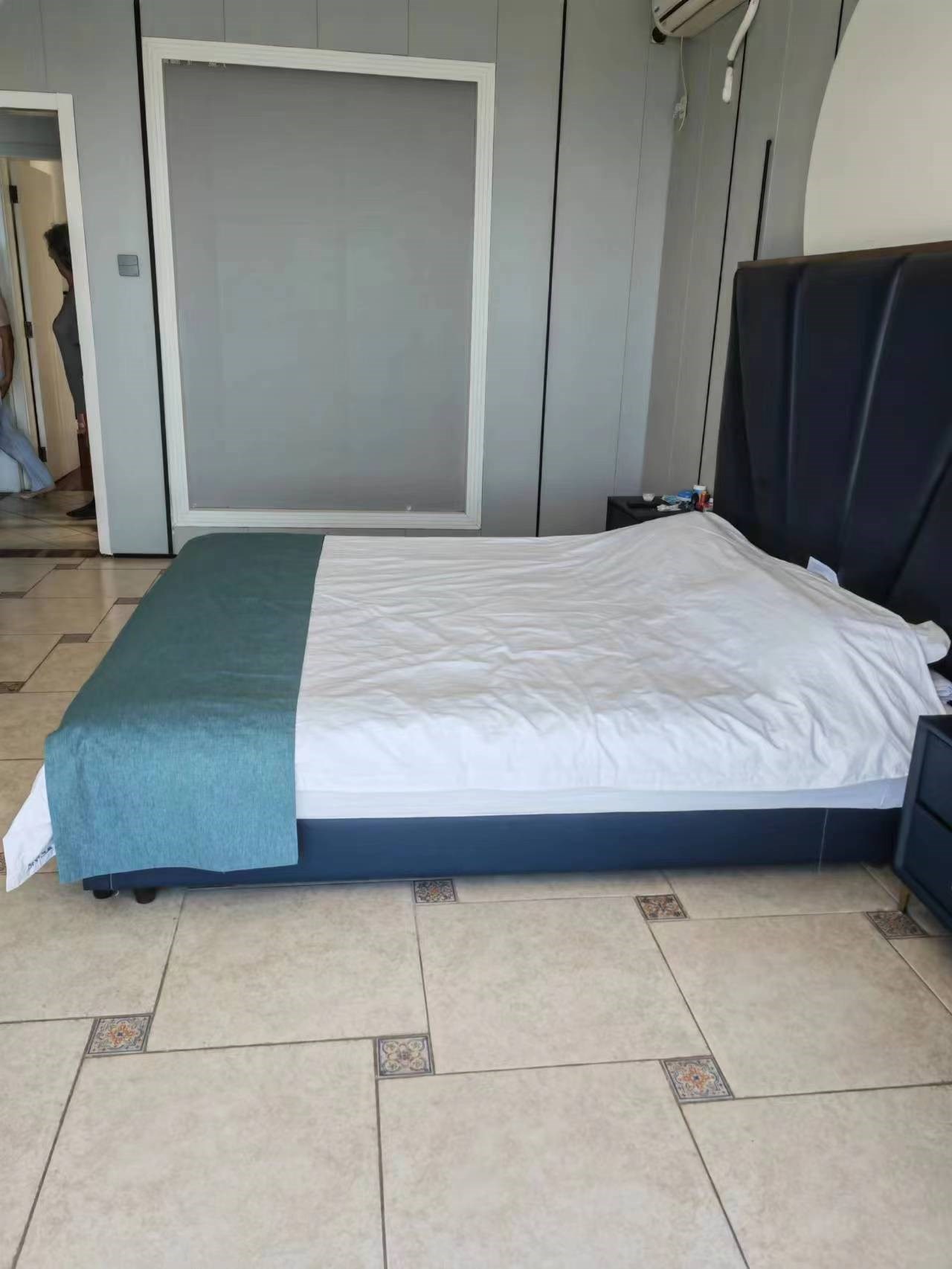 兰海花园三期 2室2厅1卫 580.0万 兰海花园三期 2室2厅1卫 580.0万客厅