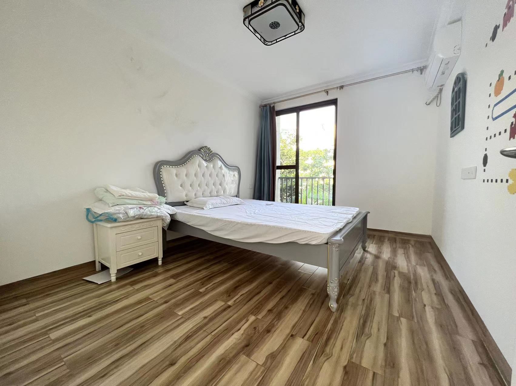 凤凰水城凤凰湾 3室2厅2卫 5000.0元/月 凤凰水城凤凰湾 3室2厅2卫 5000.0元/月室内图