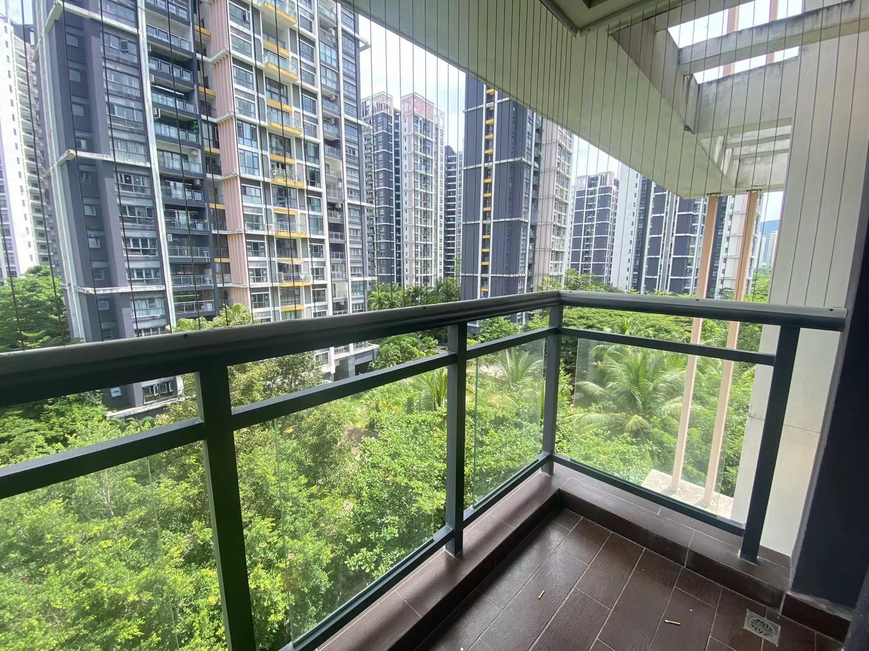 卓达东方巴哈马三期自由港湾 3室1厅1卫 178.0万 卓达东方巴哈马三期自由港湾 3室1厅1卫 178.0万客厅