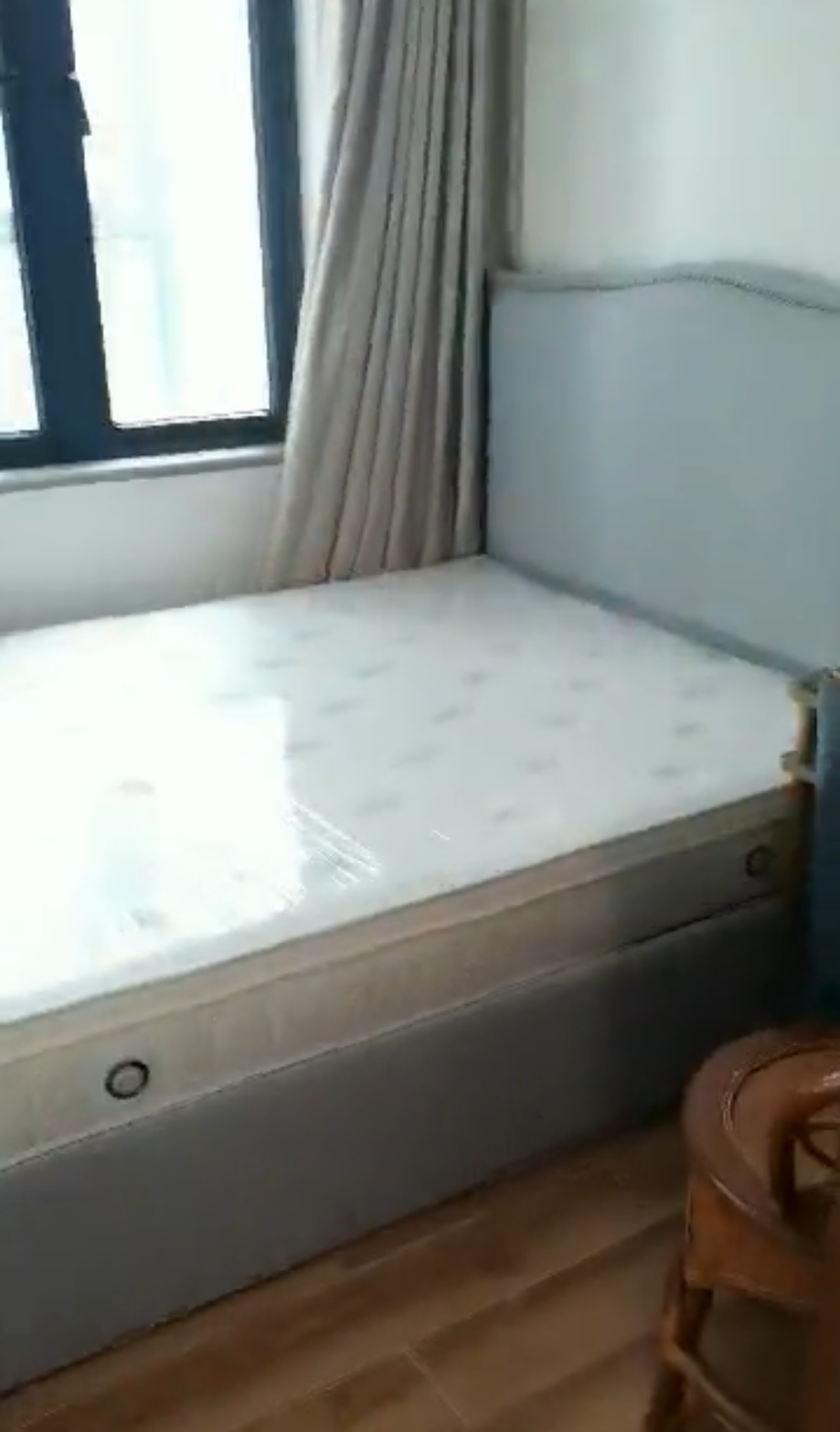 公园88号 3室2厅2卫 480.0万 公园88号 3室2厅2卫 480.0万客厅