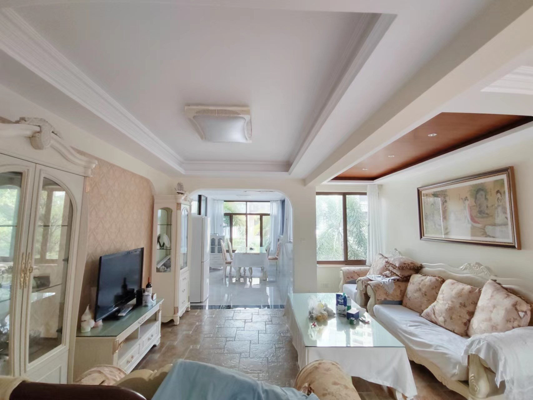 凤凰水城凤凰湾 3室2厅1卫 5000.0元/月 凤凰水城凤凰湾 3室2厅1卫 5000.0元/月室内图