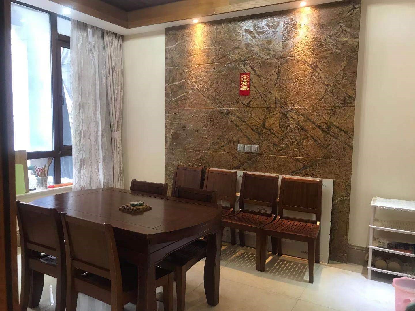 凤凰水城南岸别墅(御景天成) 5室2厅4卫 1150.0万 凤凰水城南岸别墅(御景天成) 5室2厅4卫 1150.0万客厅