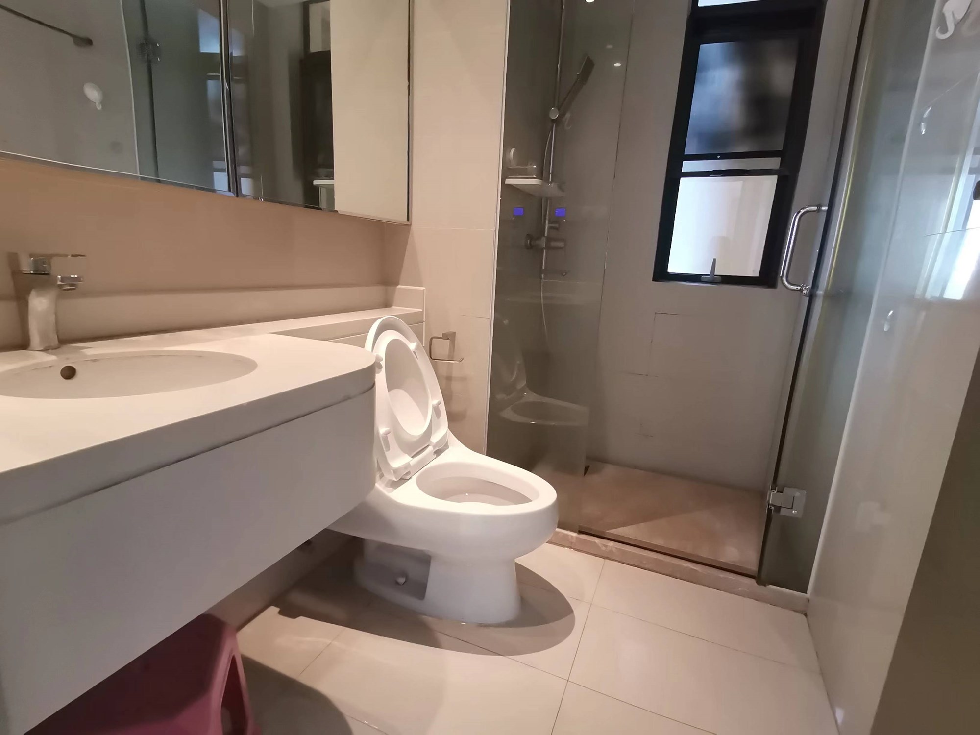 中铁子悦薹 4室2厅2卫 500.0万 中铁子悦薹 4室2厅2卫 500.0万客厅