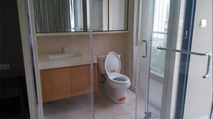 凤凰水城南岸  1室1厅1卫    110.0万 凤凰水城南岸  1室1厅1卫    110.0万客厅