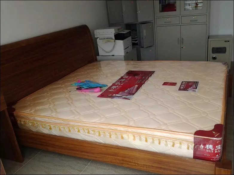 凤凰水城凤凰湾 2室2厅1卫 6000.0元/月 凤凰水城凤凰湾 2室2厅1卫 6000.0元/月室内图