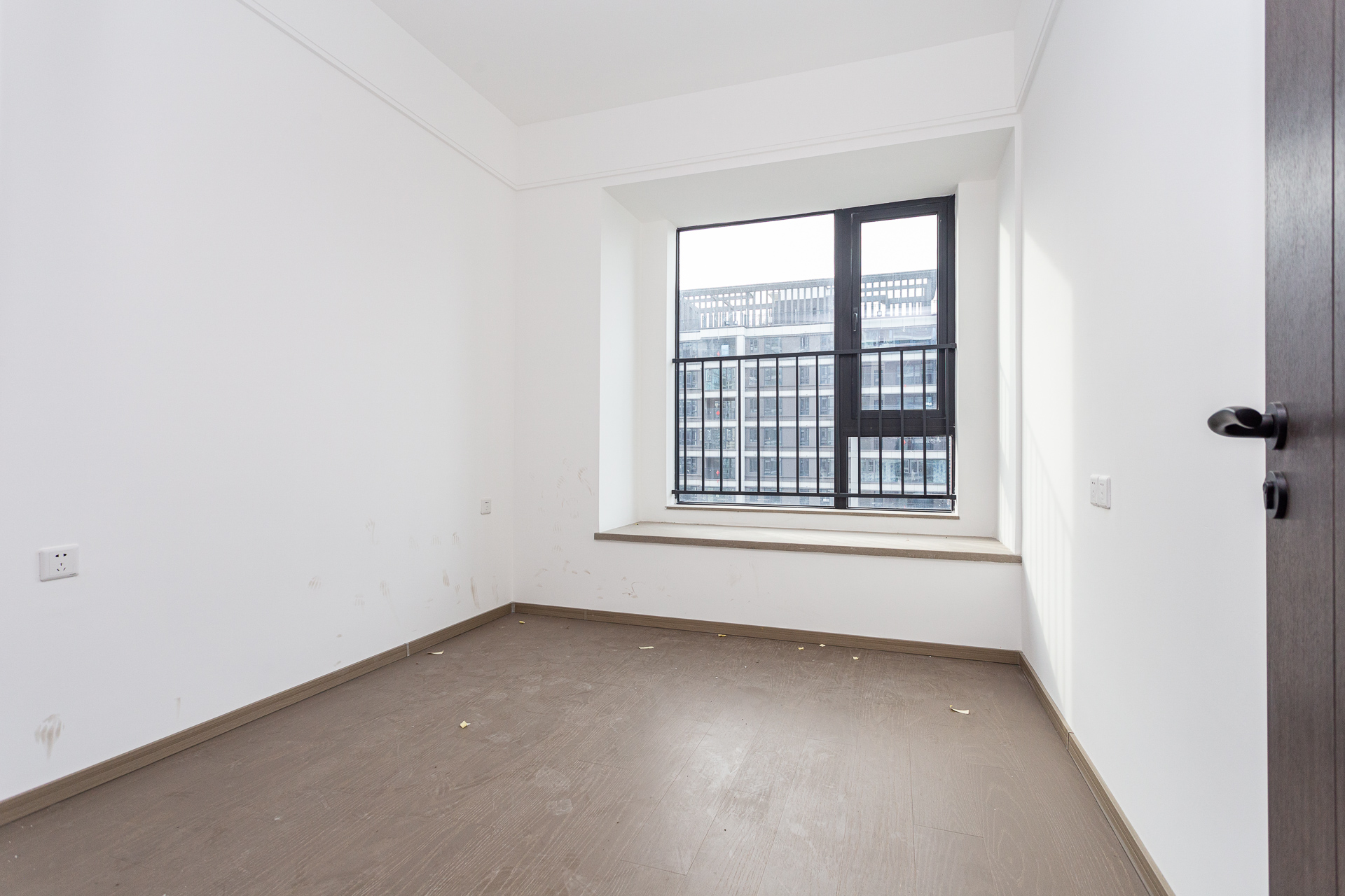 越秀湘江星汇城三期 4室2厅3卫 303.8万 越秀湘江星汇城三期 4室2厅3卫 303.8万卧室