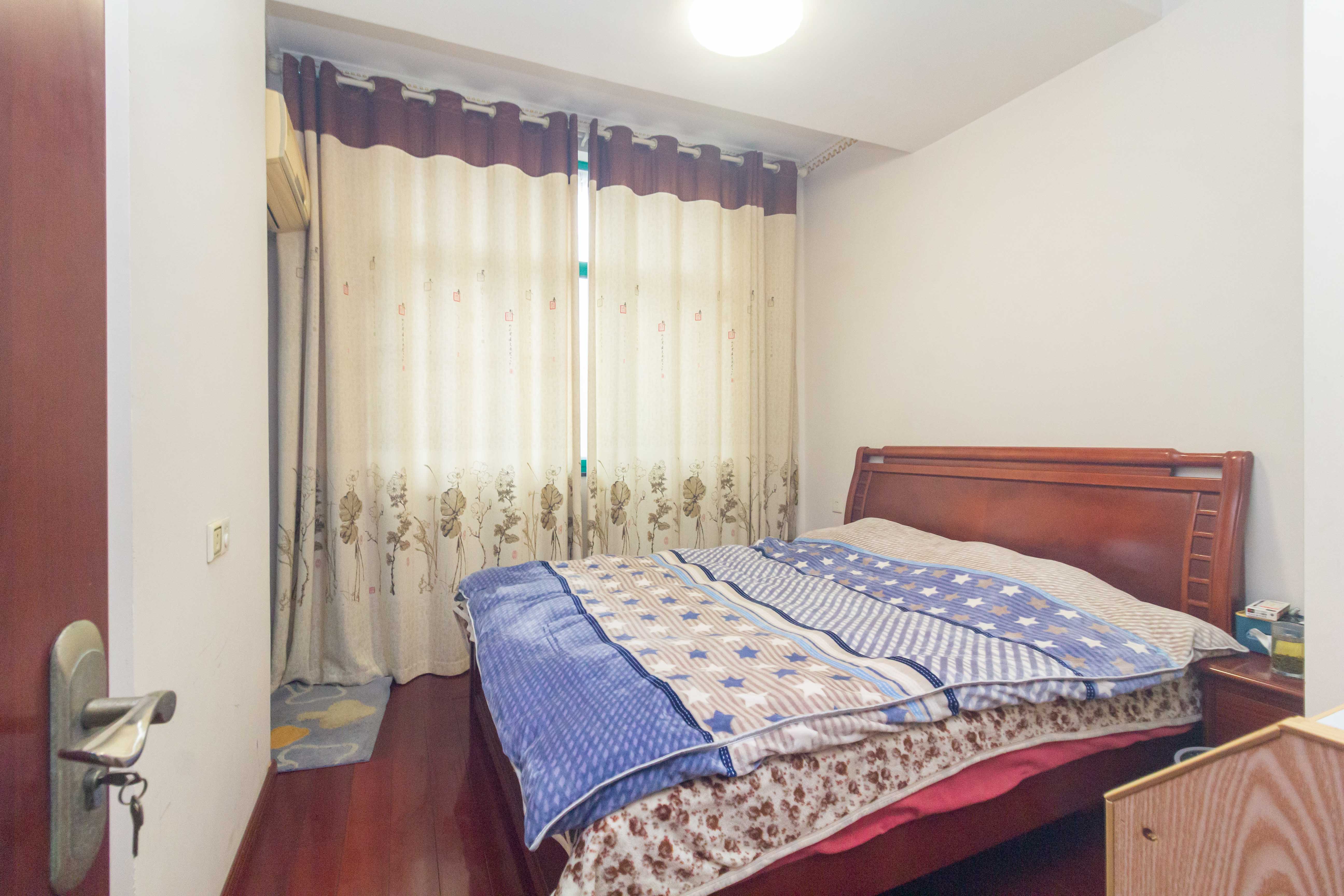 星沙国际物流园/泉星社区 1室0厅0卫 55.0万 星沙国际物流园/泉星社区 1室0厅0卫 55.0万卧室