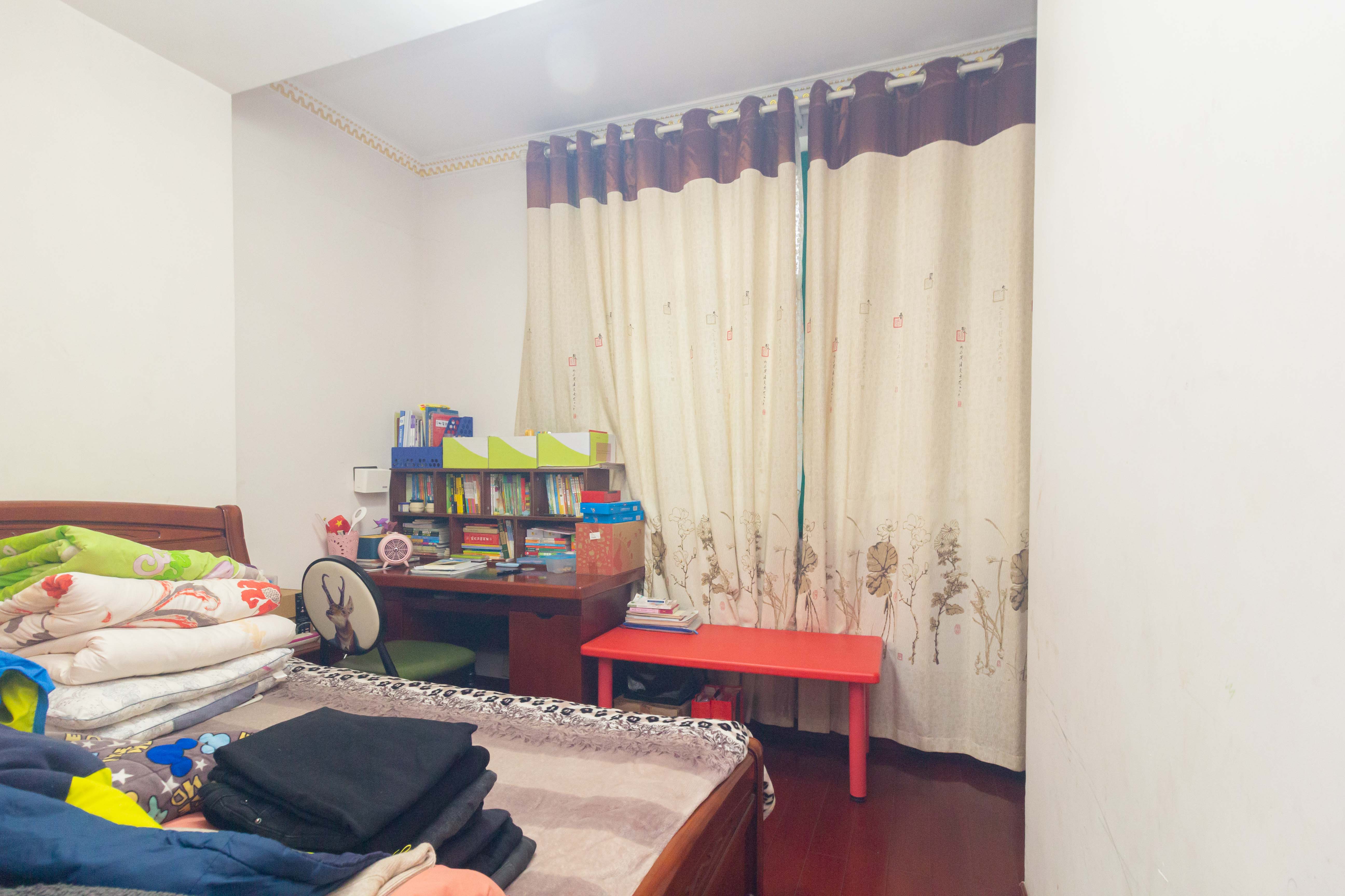 星沙国际物流园/泉星社区 1室0厅0卫 55.0万 星沙国际物流园/泉星社区 1室0厅0卫 55.0万卧室