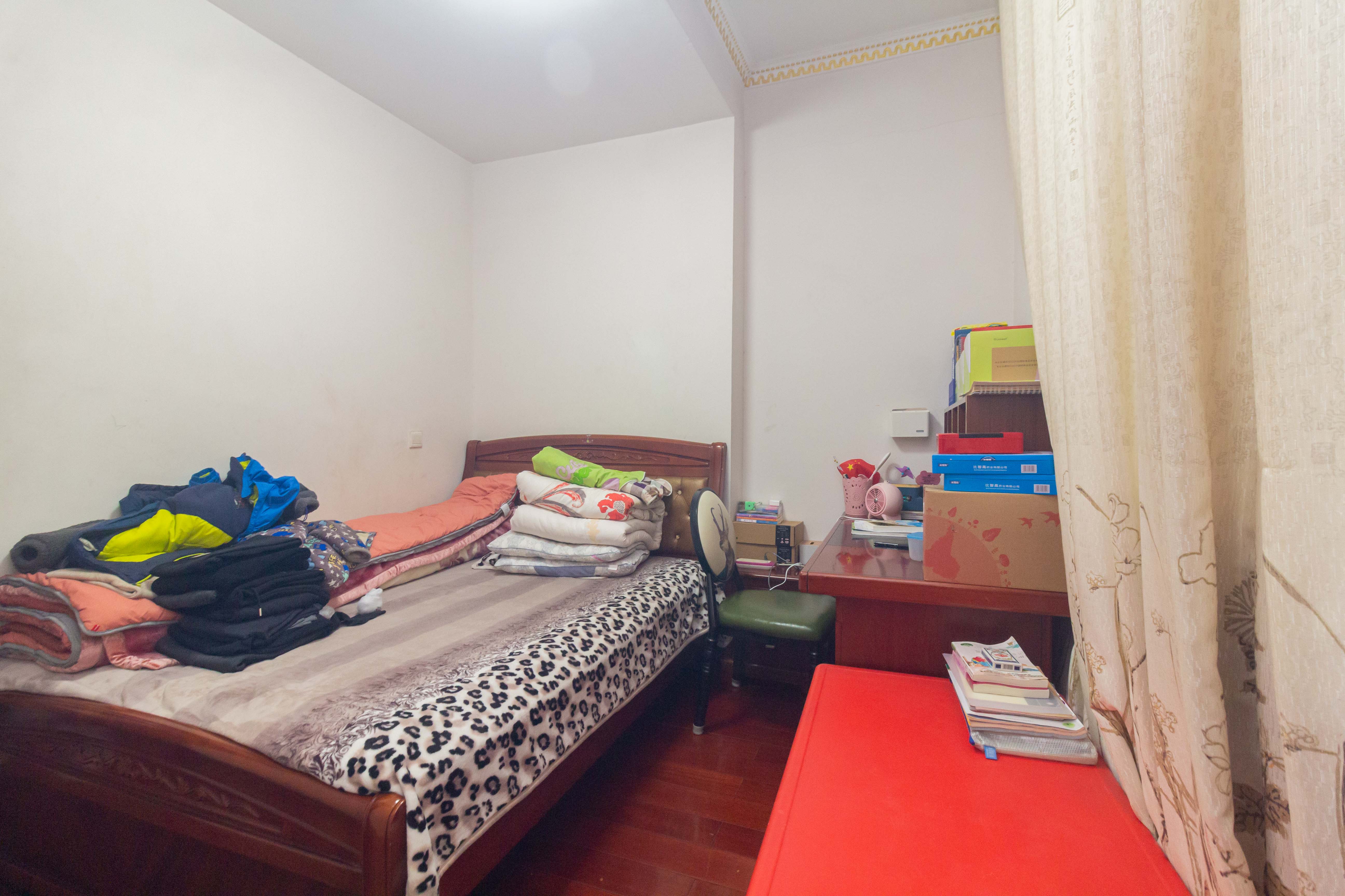 星沙国际物流园/泉星社区 1室0厅0卫 55.0万 星沙国际物流园/泉星社区 1室0厅0卫 55.0万卧室