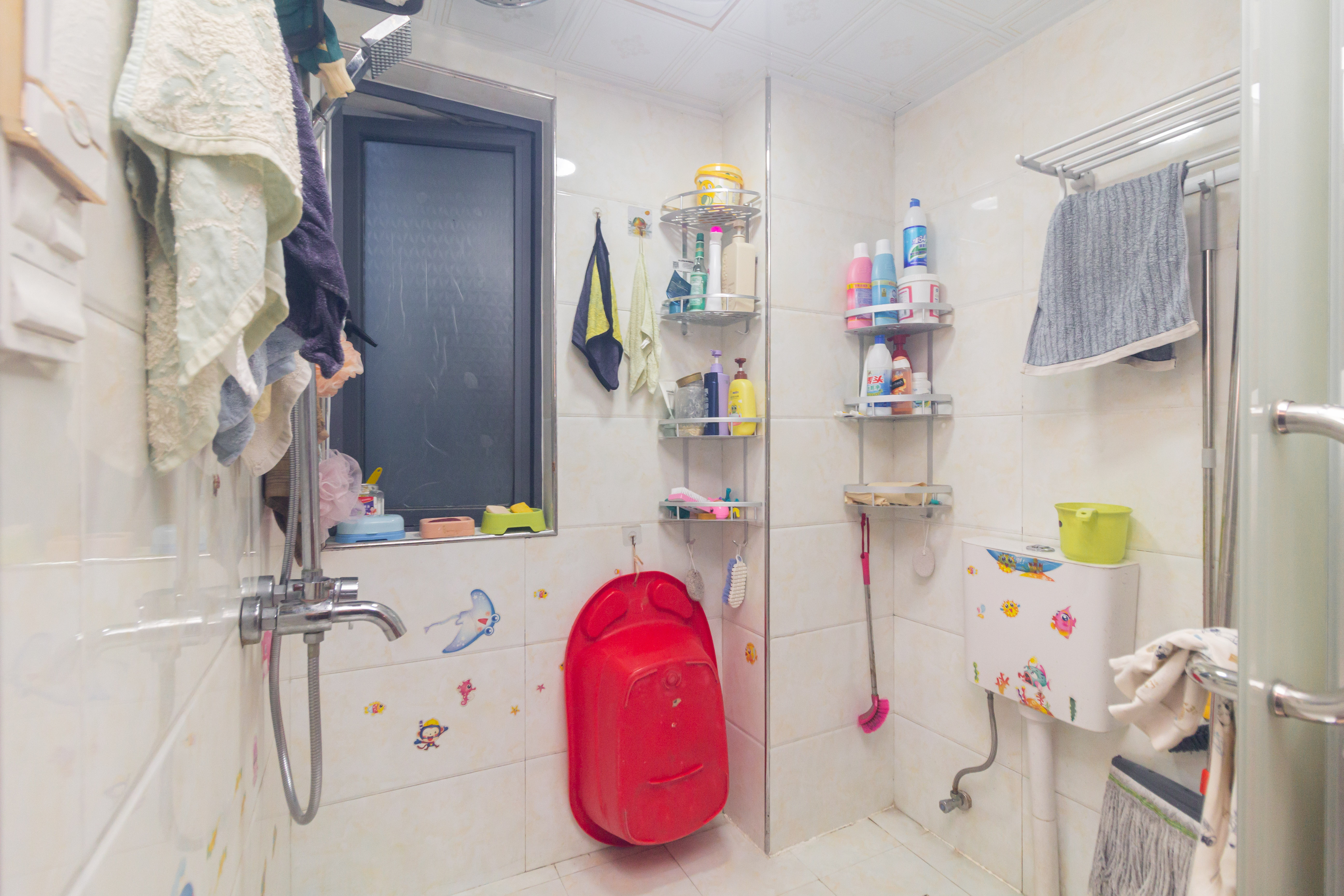 辉宏橄榄城  3室2厅1卫    66.0万 辉宏橄榄城  3室2厅1卫    66.0万卫生间