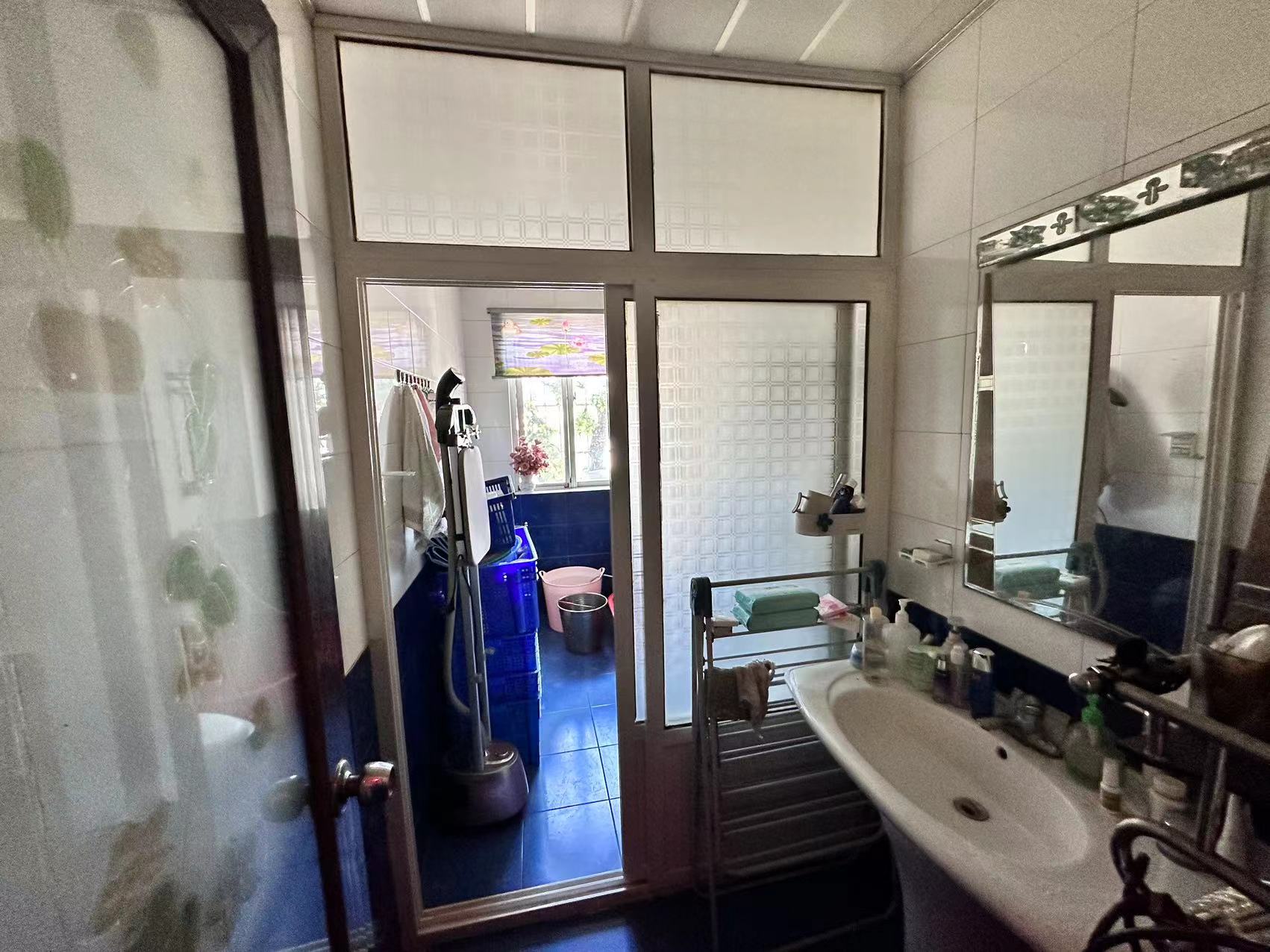 亲和府 3室2厅2卫 49.8万 亲和府 3室2厅2卫 49.8万室内图