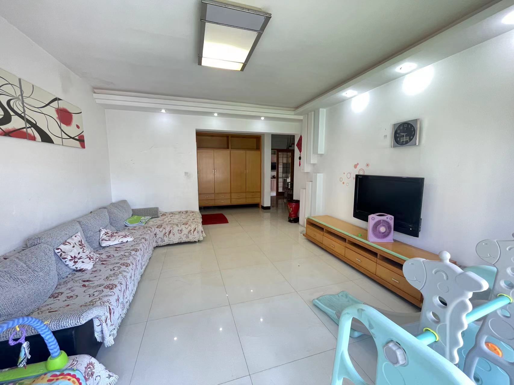 紫竹茗园 3室2厅2卫 52.8万 紫竹茗园 3室2厅2卫 52.8万室内图