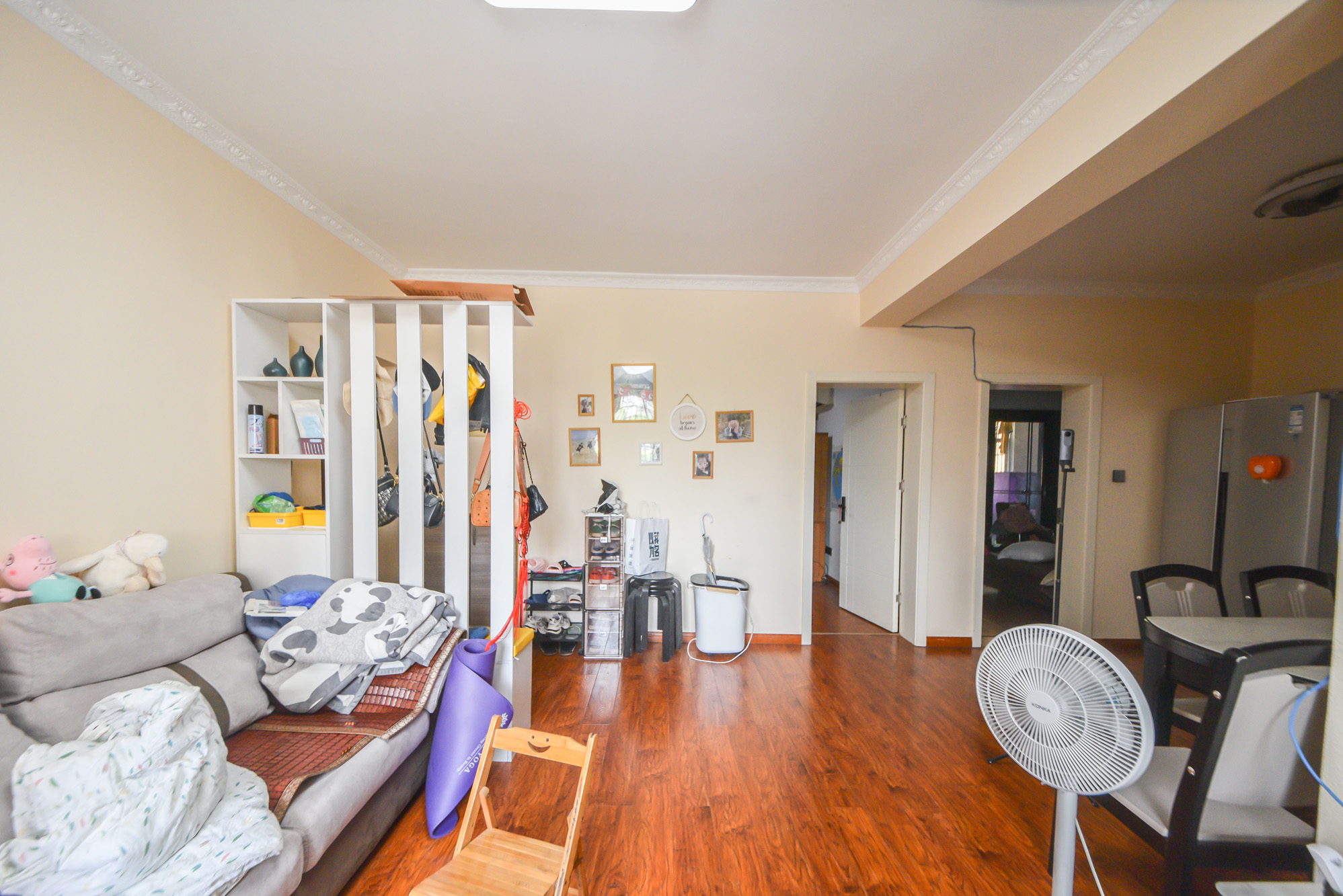 市政公司宿舍  3室2厅1卫    65.0万 市政公司宿舍  3室2厅1卫    65.0万客厅