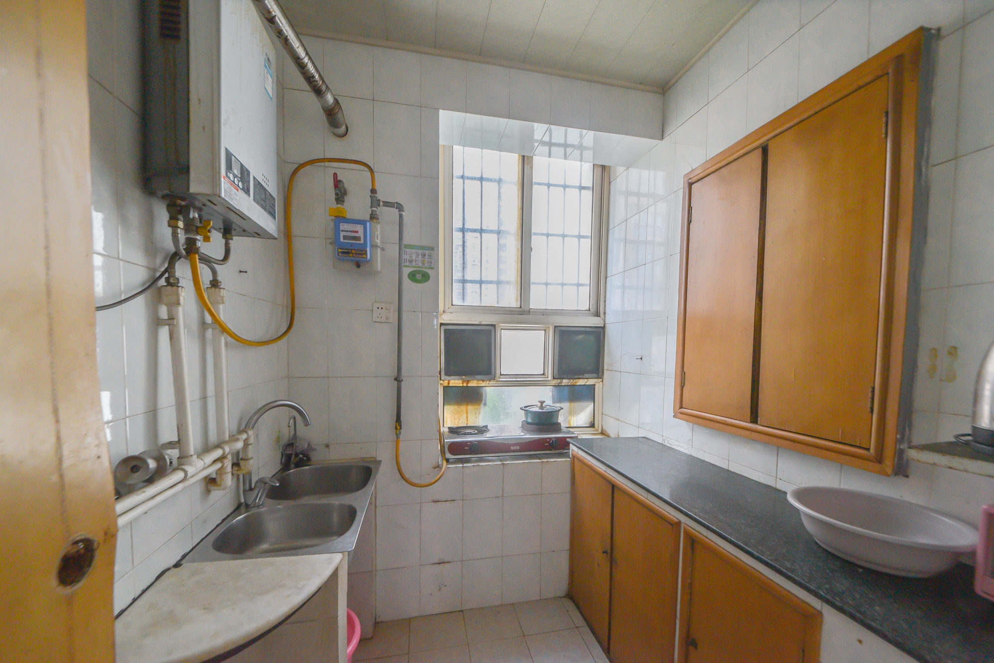 联运公司宿舍  2室2厅1卫    29.8万 联运公司宿舍  2室2厅1卫    29.8万厨房