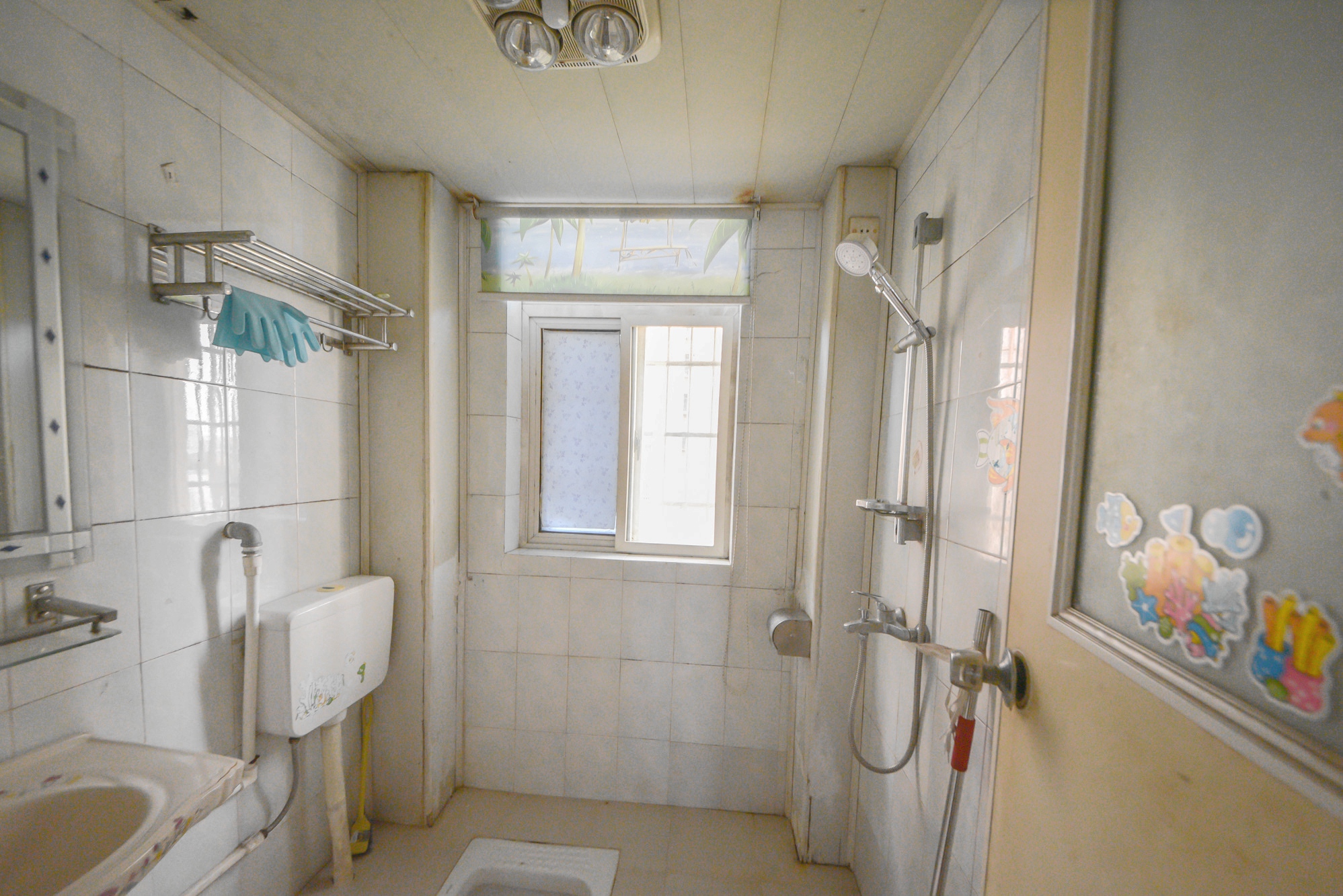 联运公司宿舍  2室2厅1卫    29.8万 联运公司宿舍  2室2厅1卫    29.8万卫生间