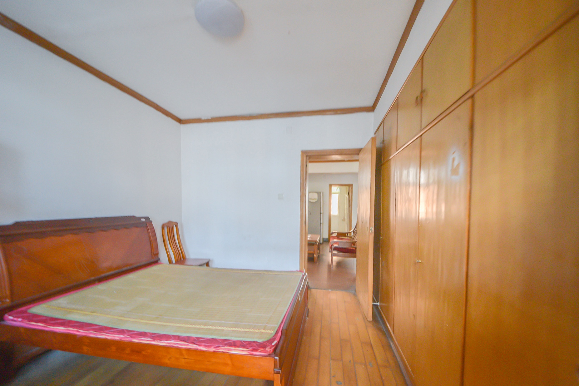 联运公司宿舍  2室2厅1卫    29.8万 联运公司宿舍  2室2厅1卫    29.8万卧室