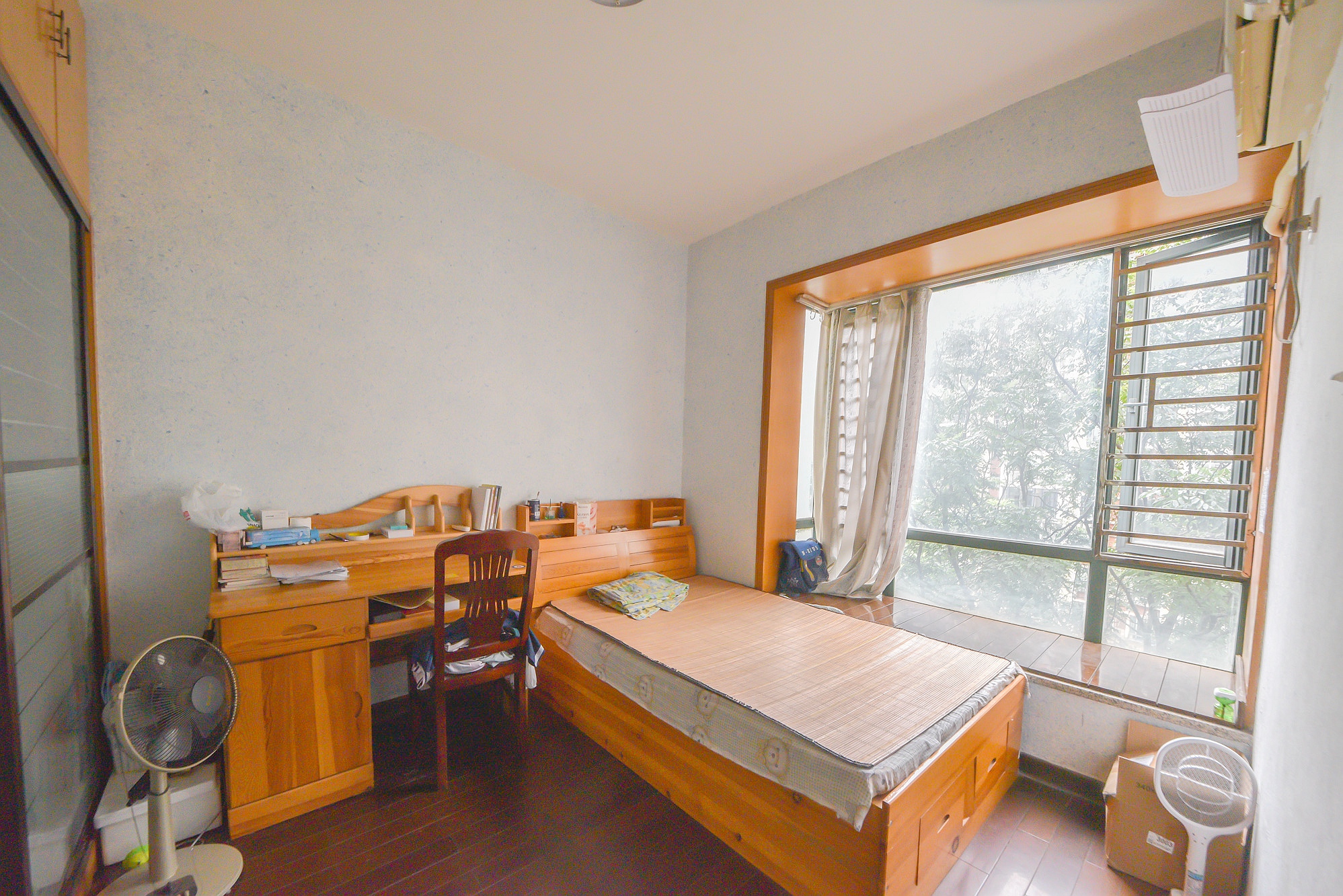 亚华香舍花都 4室2厅2卫 129.8万 亚华香舍花都 4室2厅2卫 129.8万卧室